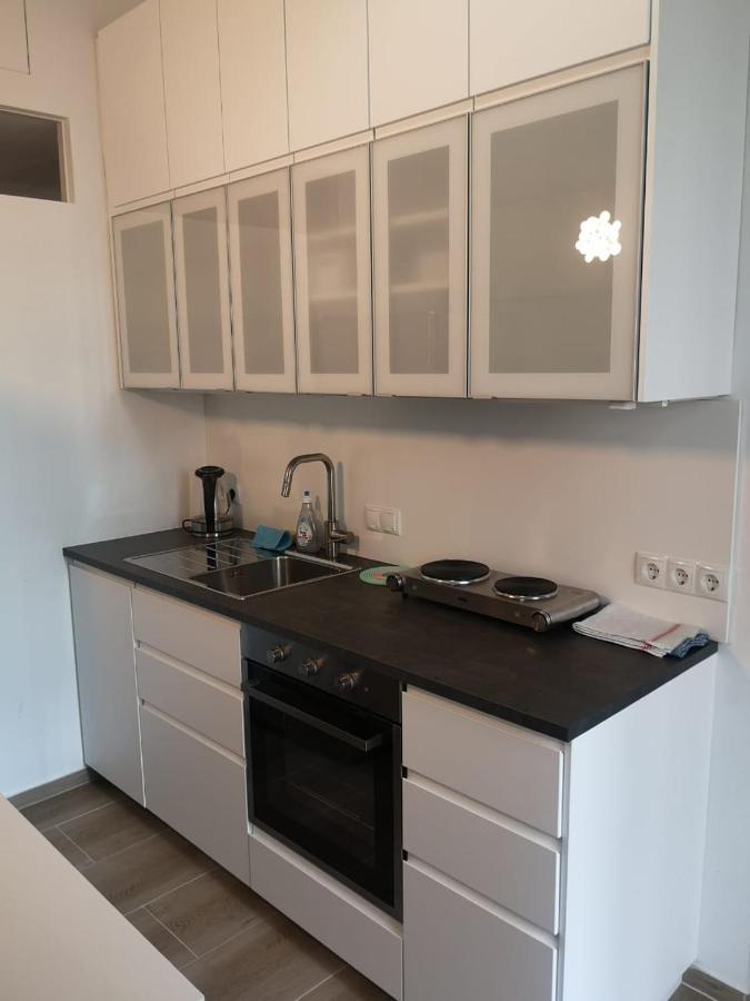 Ruhige Art-Garconniere Mit Balkon Apartment Vienna Luaran gambar